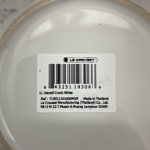 New! Le Creuset 1 liter utensil crock NWT - Picture 4 of 4